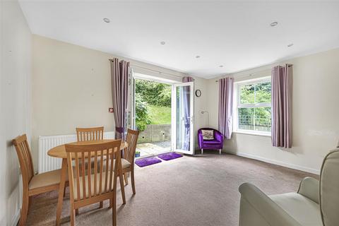 2 bedroom flat for sale, Church Hill, Newhaven