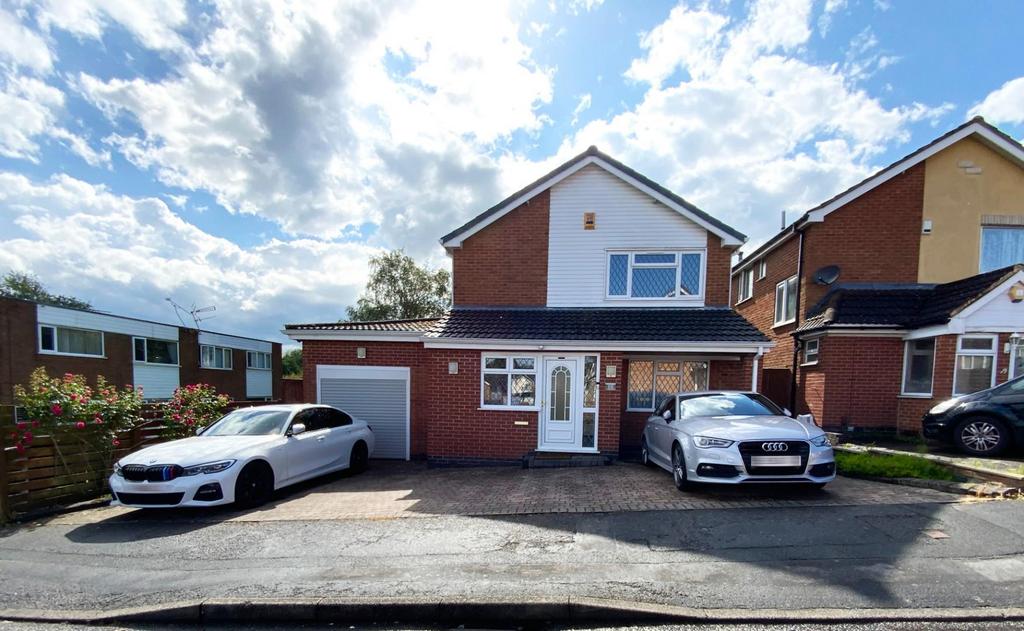 Foxcroft Close, Rowley Fields, Leicester 3 bed detached house for sale