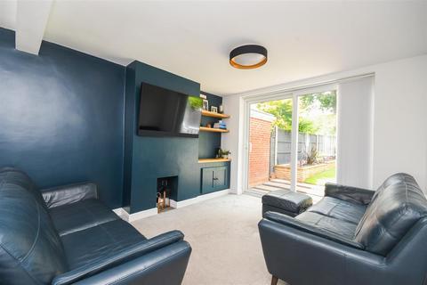 6 Charters Avenue, Codsall, Wolverhampton, WV8 2JH