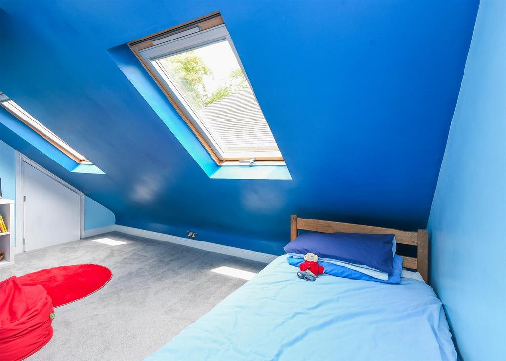 6 Charters Avenue - Bedroom 3 (2).jpg