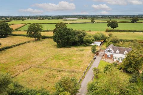 3 bedroom detached house for sale, The Holding, Lightwood Green Avenue, Audlem