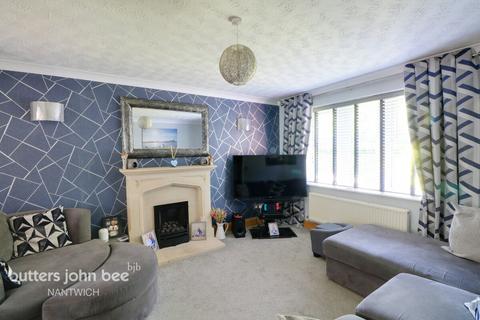 4 bedroom detached house for sale, Kingfisher Close, Nantwich