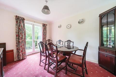 4 bedroom detached house for sale, Fleet Road,  Farnborough , GU14