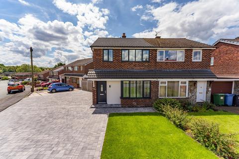 3 bedroom semi-detached house for sale, Arundell Close, Burtonwood, WA5