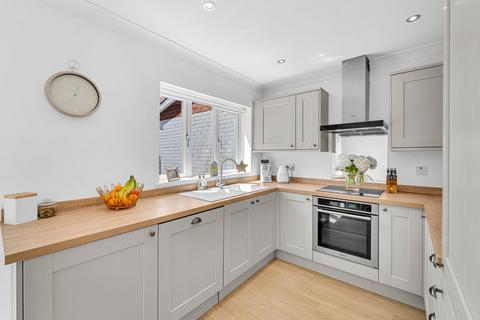 14 Arundell Close, Burtonwood, Warrington, WA5 4LQ