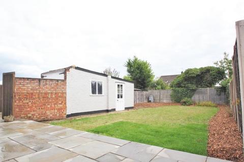 3 bedroom semi-detached bungalow to rent, Queen Marys Drive, Addlestone KT15