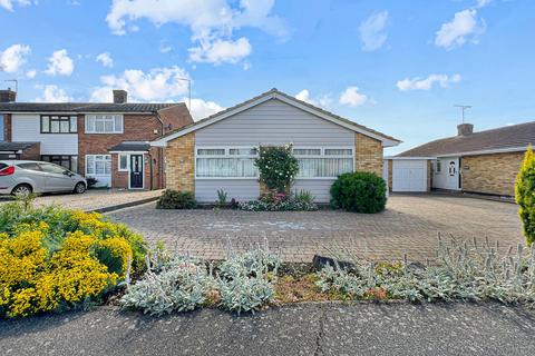 3 bedroom detached bungalow for sale, Heycroft Way, Tiptree, Colchester, CO5