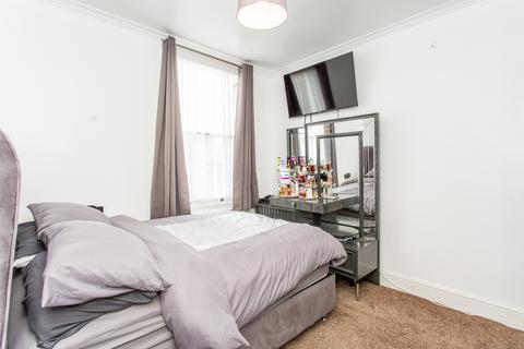 32 Ellesmere Road, London, E3 5QX