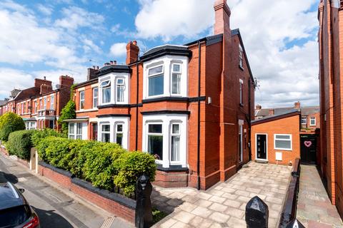 5 bedroom semi-detached house for sale, Dentons Green Lane, Dentons Green, WA10