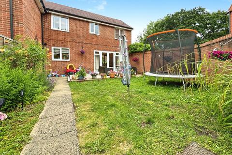 25 Tabby Drive, Three Mile Cross, Reading, RG7 1WQ