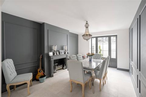 1 Redcliffe Place, London, SW10 9DB