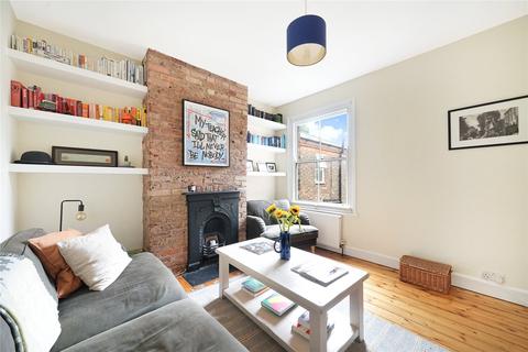 3 bedroom flat for sale, Courtenay Road, Walthamstow, London, E17