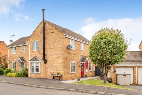 3 bedroom semi-detached house for sale, 3 Portmarnock Way, Grantham