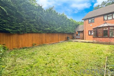 3 bedroom semi-detached house for sale, Wolfe Road, Aldershot, Hampshire