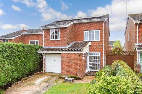 3 bedroom detached house for sale, Willow Way, Ashington, West Sussex