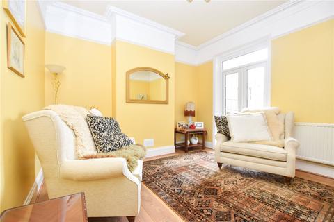 16 Warren Road, Bexleyheath, DA6 7LU