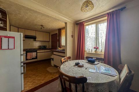 8 Marshfield Road, Scunthorpe, DN16 3BN
