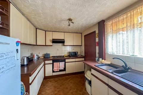 8 Marshfield Road, Scunthorpe, DN16 3BN
