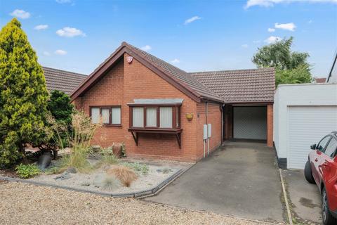 2 bedroom detached bungalow for sale, Redditch Road, Stoke Heath, Bromsgrove, B60 4JW