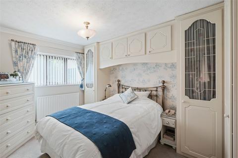 2 bedroom detached bungalow for sale, Redditch Road, Stoke Heath, Bromsgrove, B60 4JW