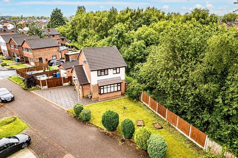 3 bedroom detached house for sale, Amelia Close, Widnes WA8