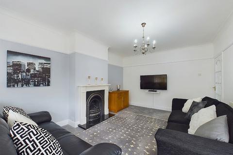 3 bedroom semi-detached house for sale, Crombie Road, Sidcup DA15