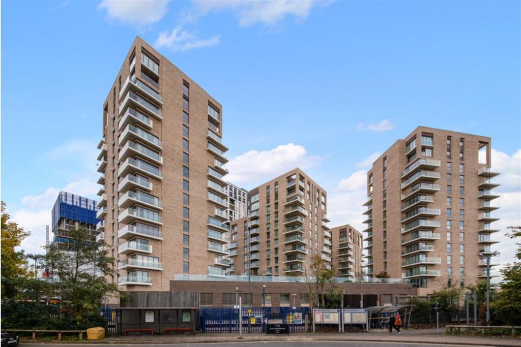 Kidbrooke Village