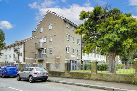 2 bedroom flat for sale, Fyfield Court, Disraeli Road, Forest Gate, London, E7