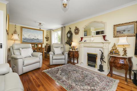 22 Chesters View, Bonnyrigg, EH19 3PU