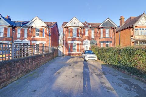 4 bedroom semi-detached house for sale, Portsmouth Road, Woolston