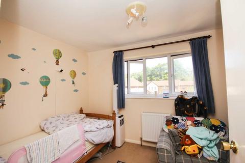 2 bedroom house to rent, Burbage Green, Bracknell RG12