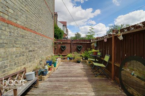 3 bedroom maisonette for sale, St John's Avenue, London