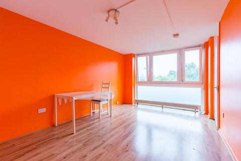 1 bedroom flat for sale, Garton House, Crouch End, London, N6