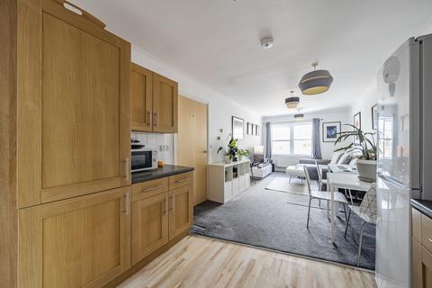 1 bedroom flat for sale, Sussex Gate, Haywards Heath, RH16