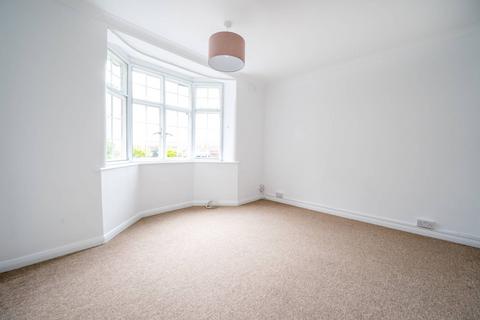 1 bedroom flat to rent, CONDOR COURT, Guildford, GU2