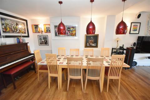 78 Burman Road, Shirley, Solihull, B90 2BQ