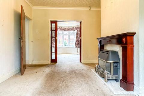 3 bedroom semi-detached house for sale, Parkside Avenue, Failsworth, Manchester, M35