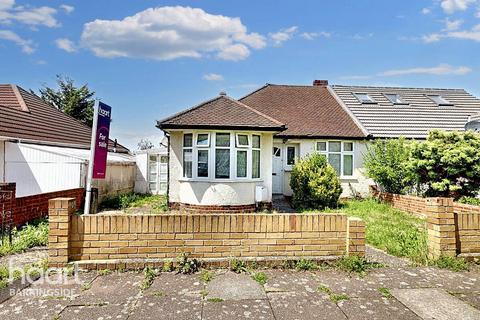 3 bedroom bungalow for sale, Strafford Avenue, Clayhall