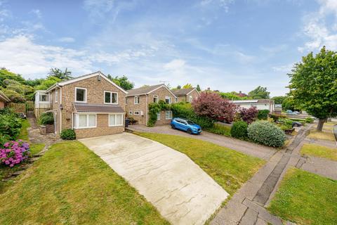 13 Canada Grove, Easebourne, Midhurst, GU29 9AF