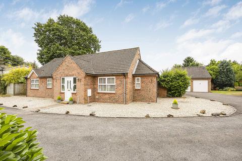 3 bedroom detached bungalow for sale, Little Langlands, East Hagbourne, OX11