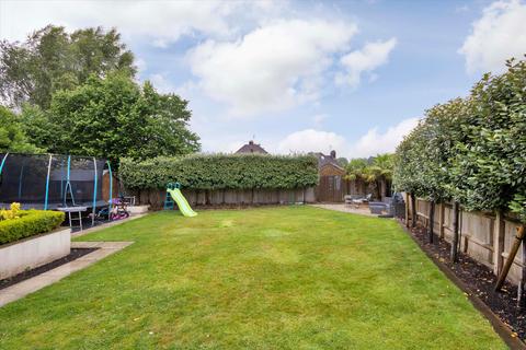 3 bedroom semi-detached house for sale, Fairfield Avenue, Tunbridge Wells, Kent, TN2