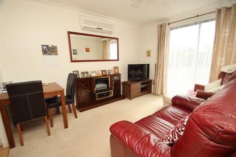 2 bedroom flat for sale, Magpie Hall Lane, Bromley, BR2