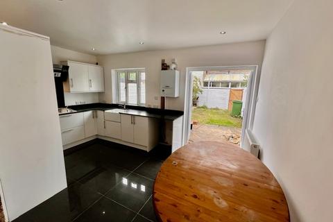 6 Northcroft Road, London, W13 9SX