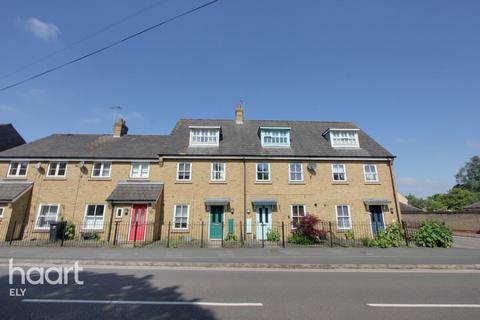 3 bedroom townhouse for sale, Lynn Road, Ely