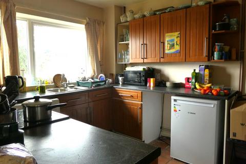 2 bedroom flat for sale, Greenhill Court, Banbury