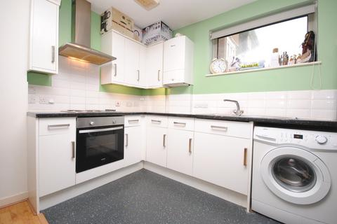 1 bedroom flat to rent, Westmoreland Road Walworth SE17