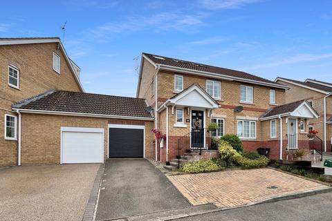 4 bedroom semi-detached house for sale, Cherry Tree Close, Halstead, CO9
