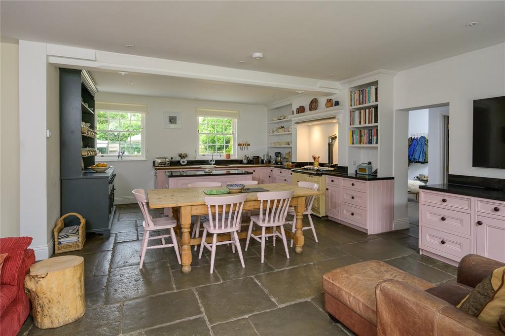 Kitchen/Family Room