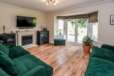 12 Waystead Close, Northwich, CW9 8NN