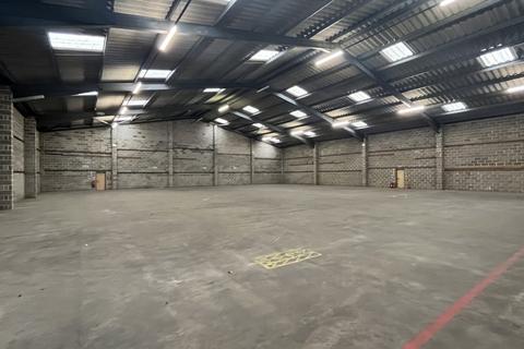 Industrial unit to rent, Warehouse, Rotterdam Road, Hull, East Yorkshire, HU7 0XD